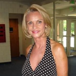 Meet your Posher, Suzanne